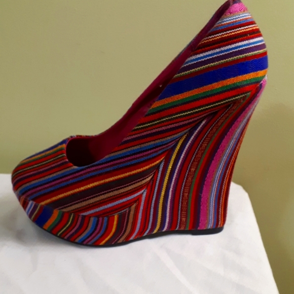 Womans Wedges,3 Inch,Size 6.5 - Picture 2 of 5